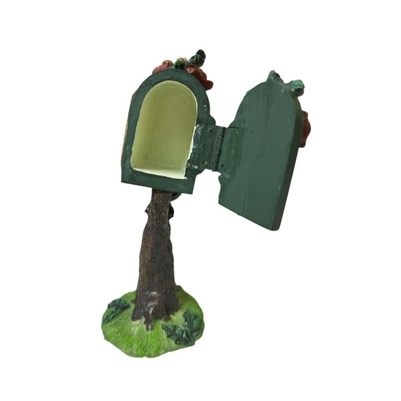 Tree Post Mail Box Vintage Christmas Decor 5.5 Inches Tall Ceramic Figurine - Picture 4 of 8